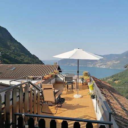 Casa Vacanze 'La Piazza' Villa Zone Exterior photo