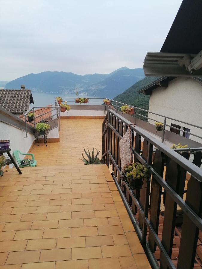 Casa Vacanze 'La Piazza' Villa Zone Exterior photo