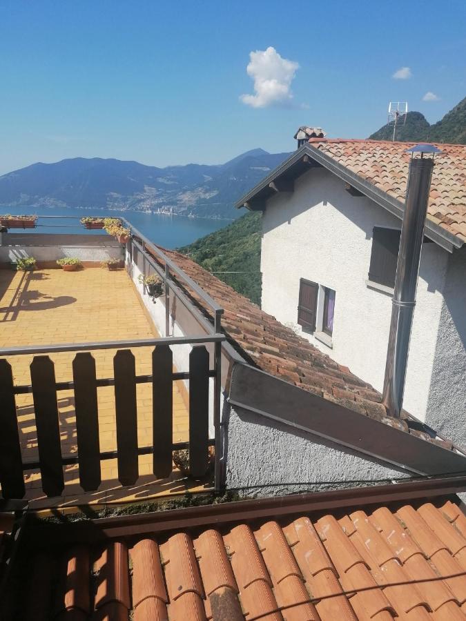 Casa Vacanze 'La Piazza' Villa Zone Exterior photo
