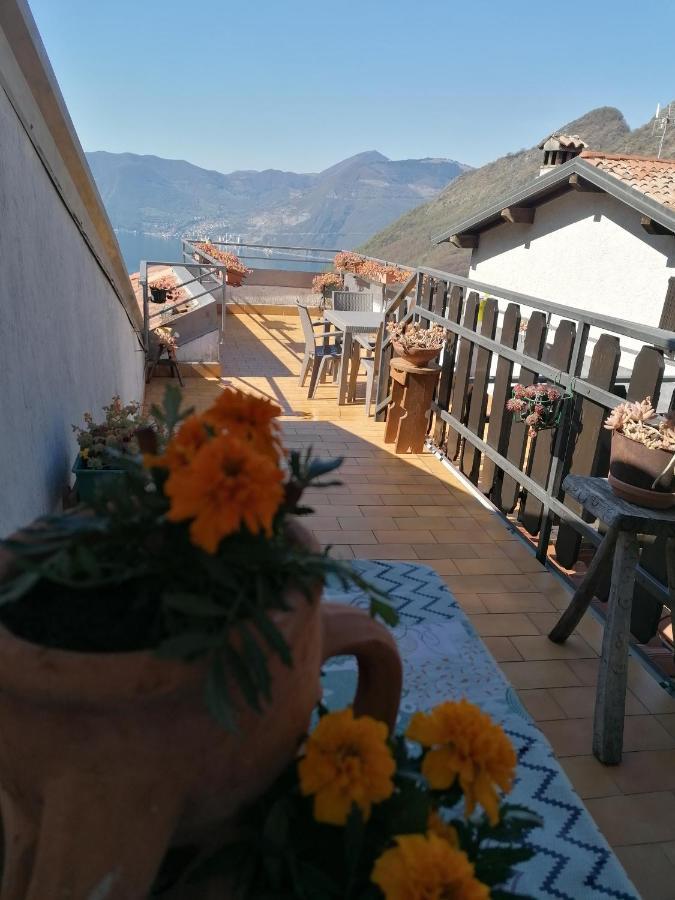 Casa Vacanze 'La Piazza' Villa Zone Exterior photo