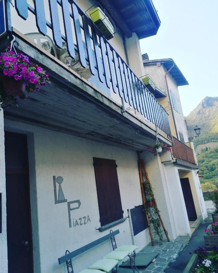 Casa Vacanze 'La Piazza' Villa Zone Exterior photo