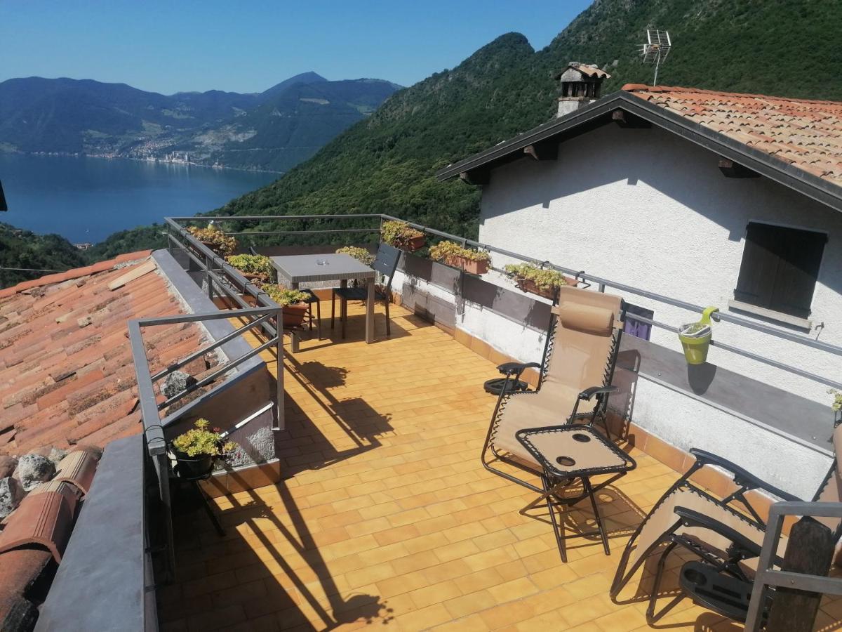 Casa Vacanze 'La Piazza' Villa Zone Exterior photo