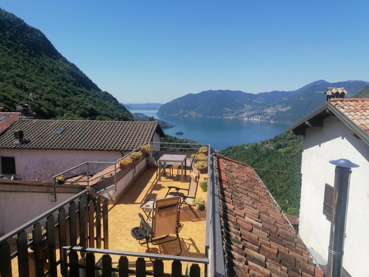 Casa Vacanze 'La Piazza' Villa Zone Exterior photo