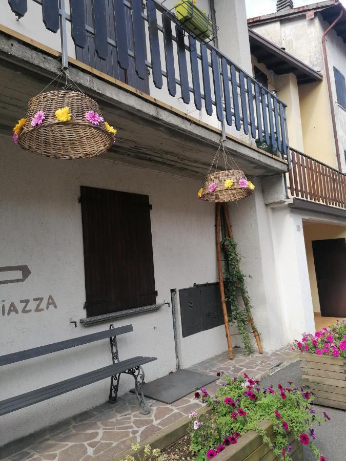 Casa Vacanze 'La Piazza' Villa Zone Exterior photo