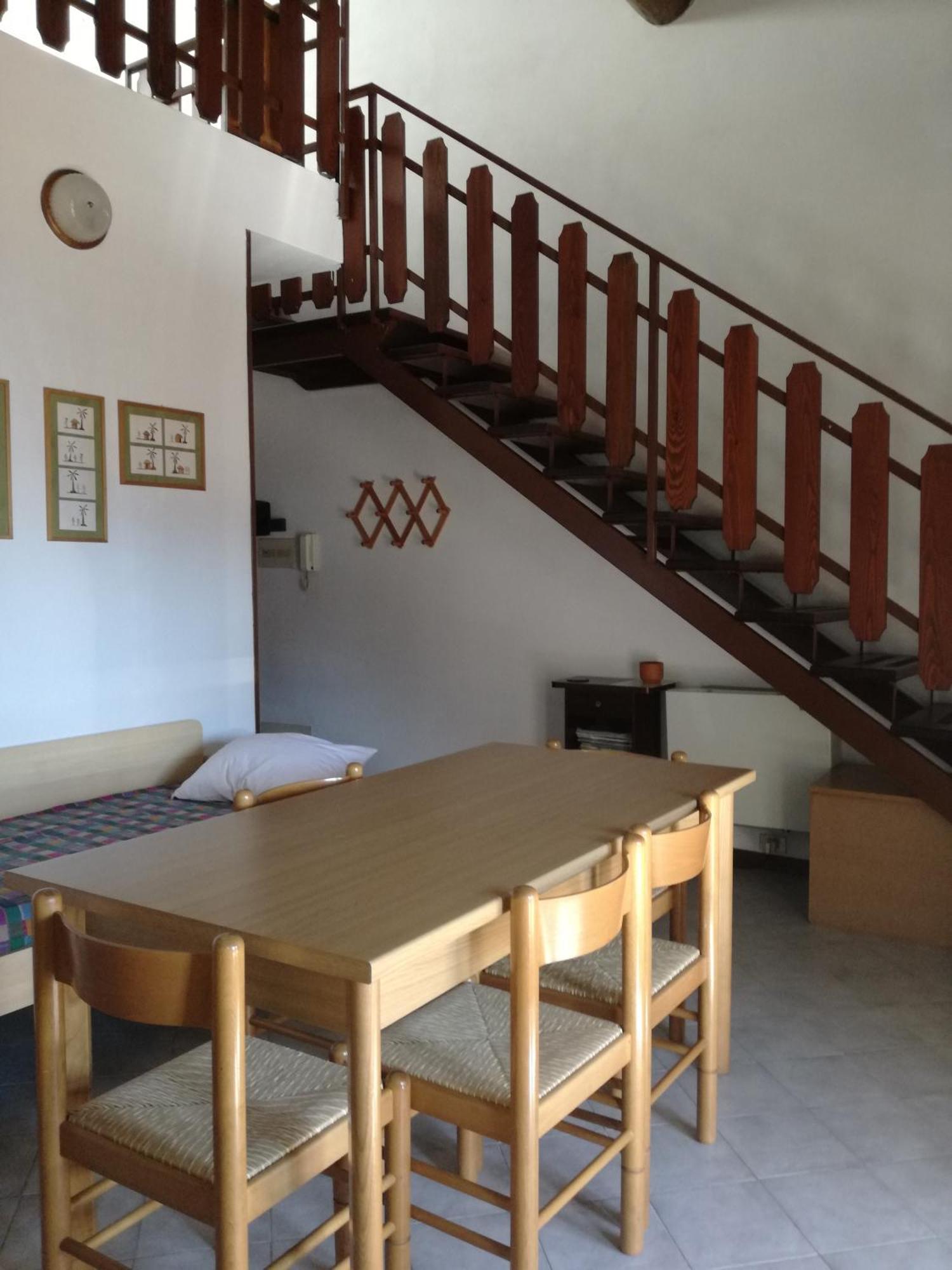 Casa Vacanze 'La Piazza' Villa Zone Exterior photo